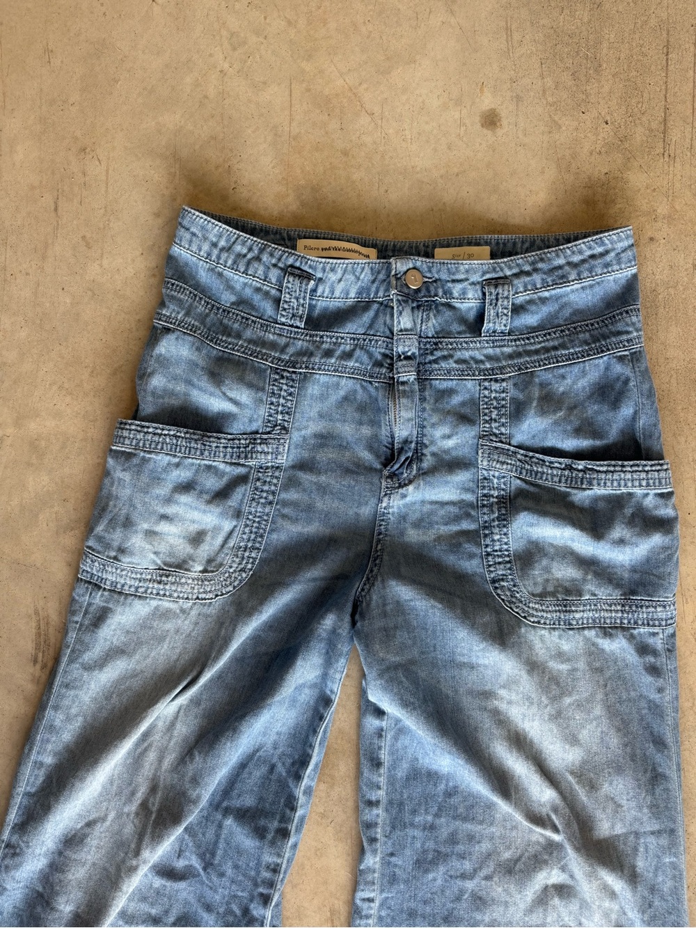 Pilcro faded blue high-rise denim jeans - Picture 2 of 5
